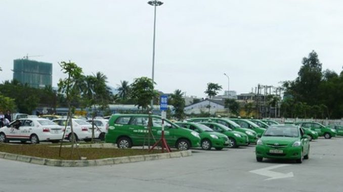 Xe taxi tại sân bay Đà Nẵng